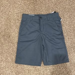 Boys Under Armour shorts size 16